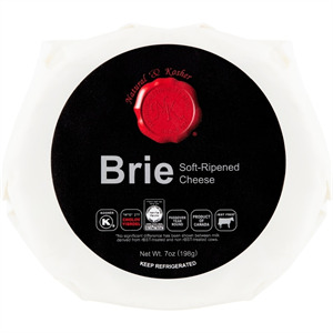 Natural & Kosher Brie Chunk Cheese, 7 Oz